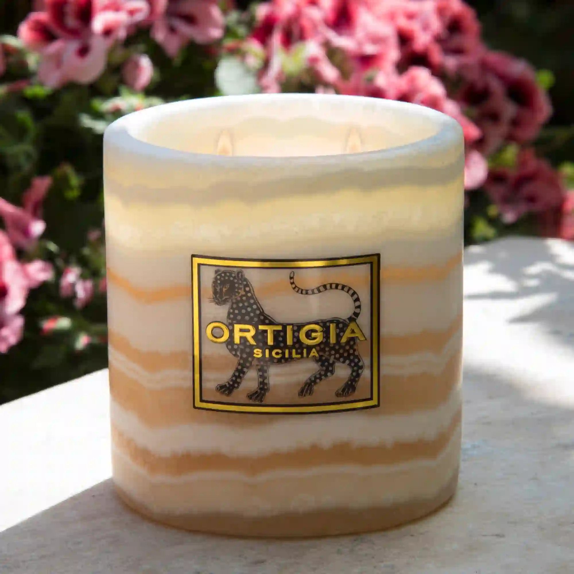 Ambra Nera Alabaster Candle - Small