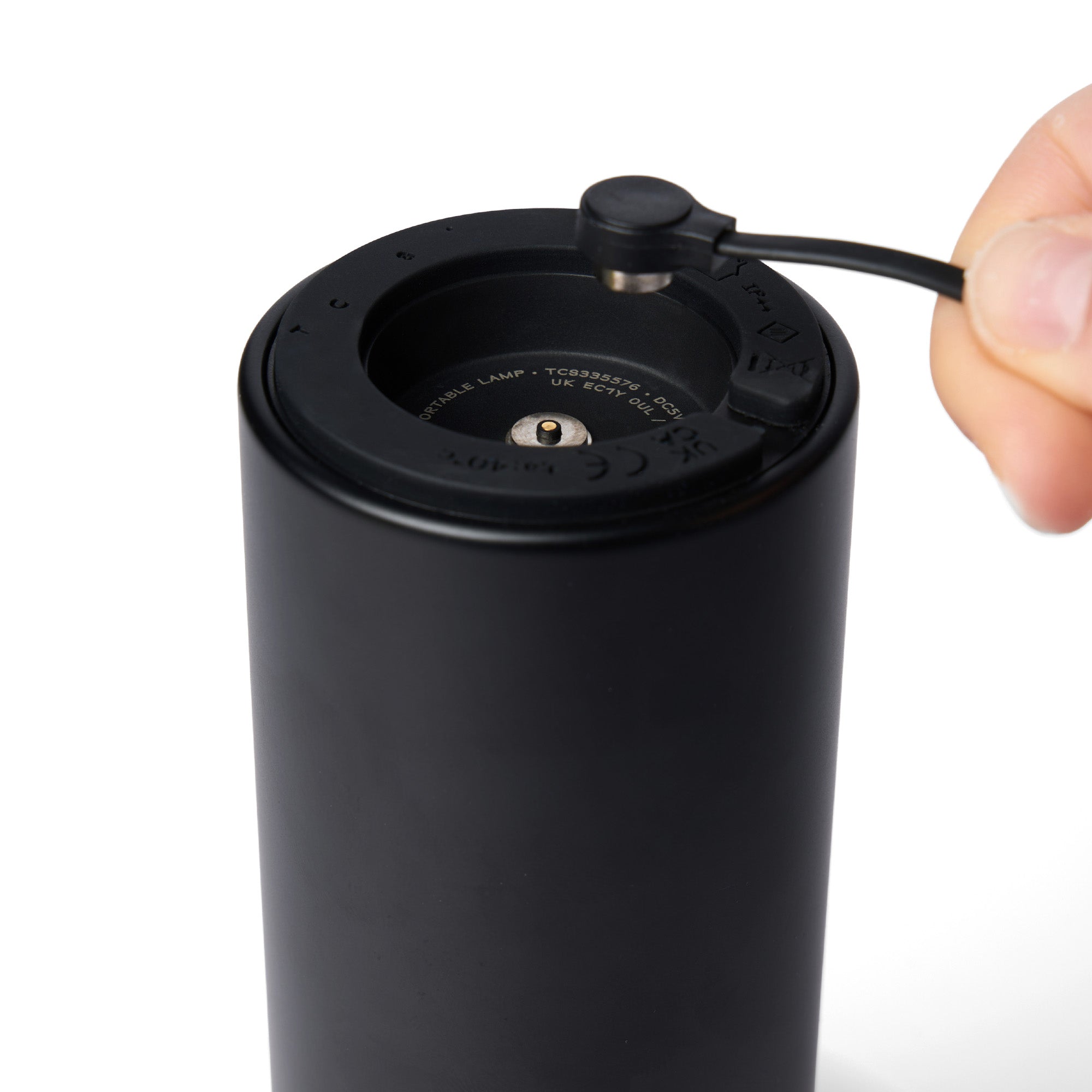 مصباح توروس المحمول - أسود