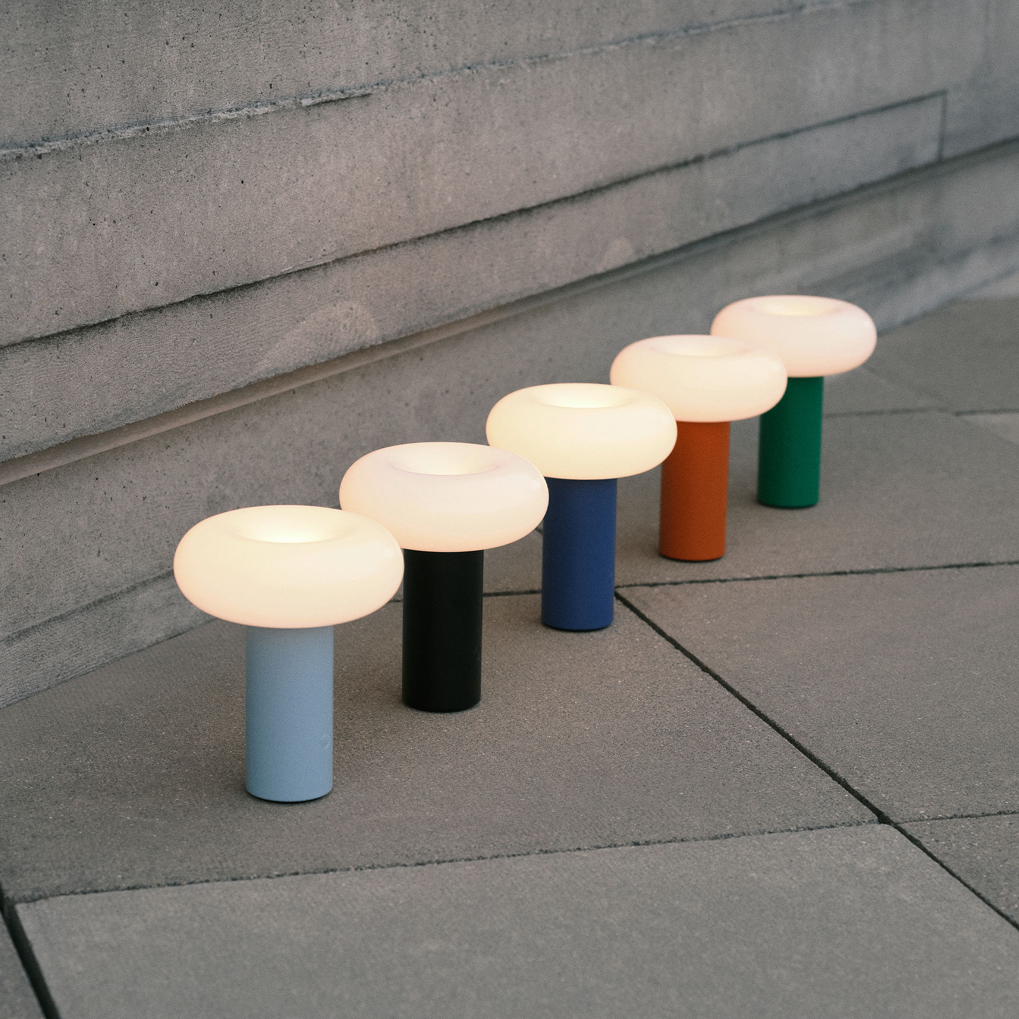 مصباح توروس المحمول - أزرق 