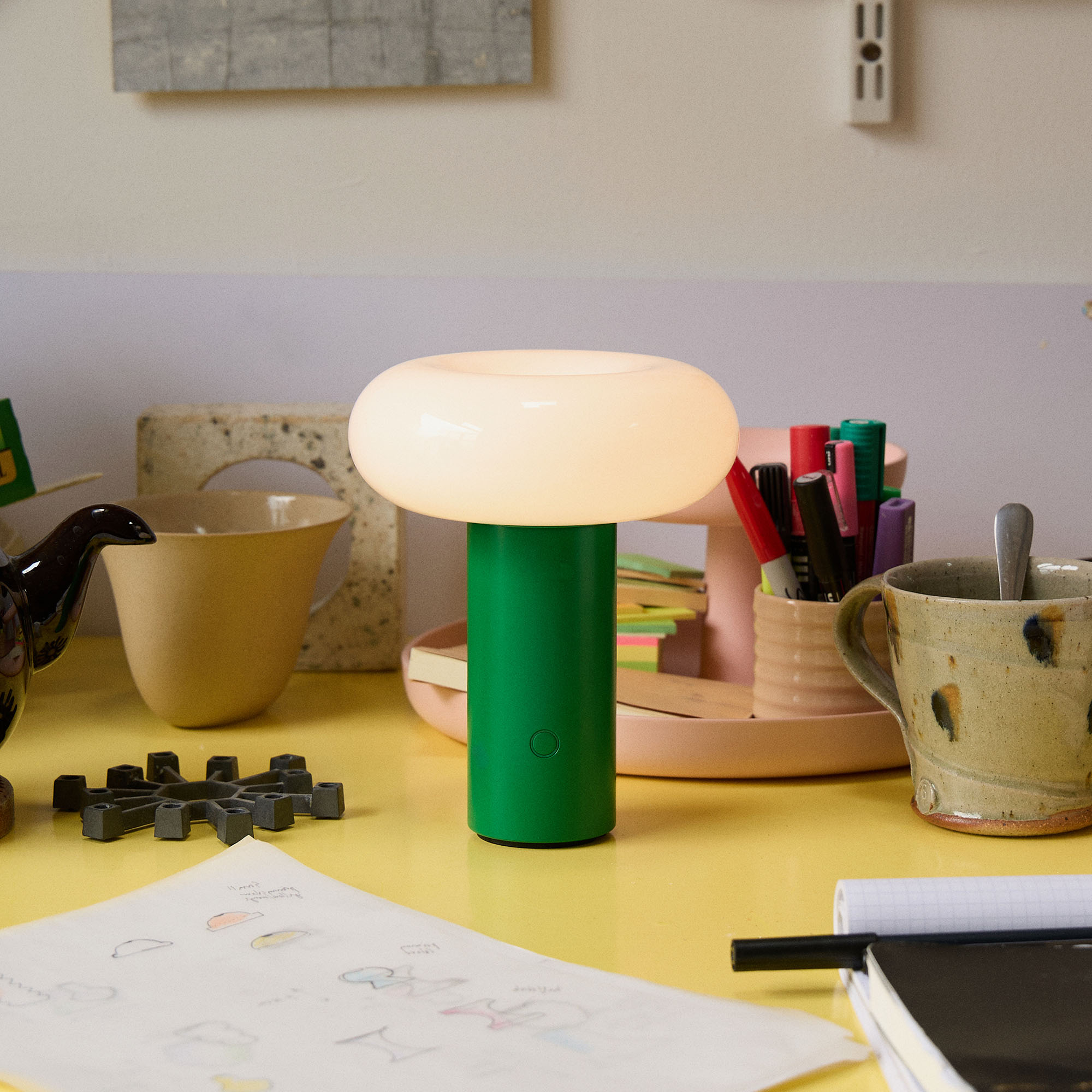 مصباح توروس المحمول - أخضر