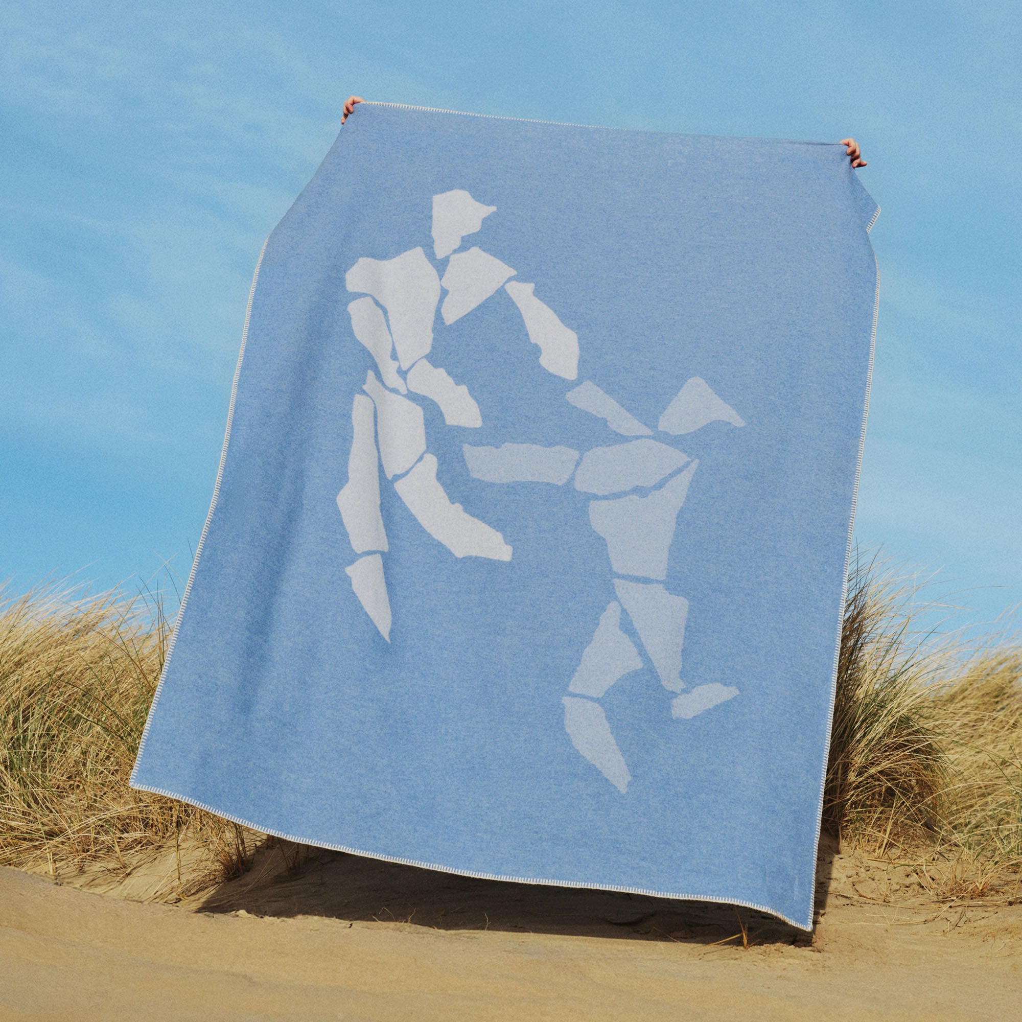 Pieces Dancing Figures Throw Blue & Grey 140cm x 180cm