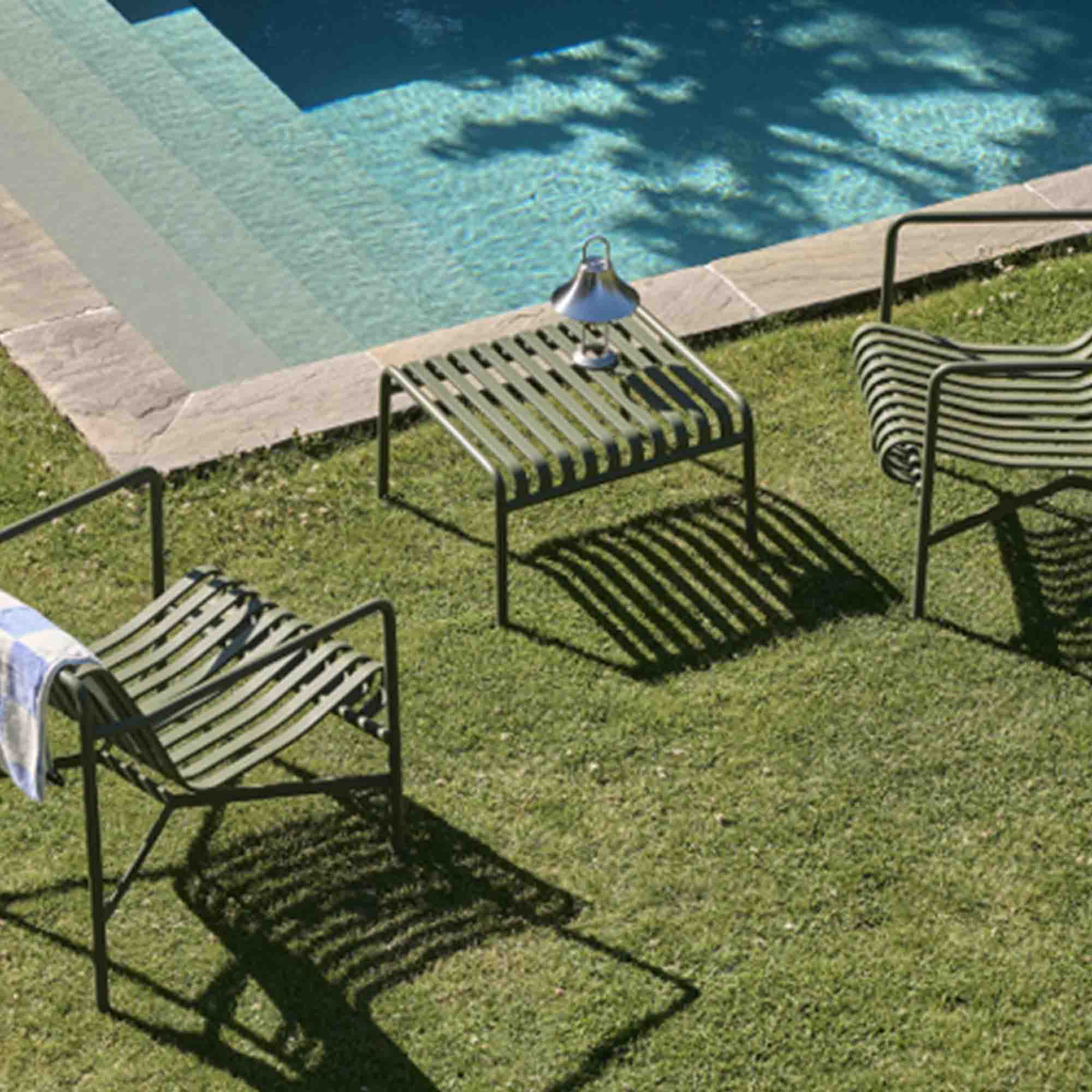 طاولة Palissade منخفضة