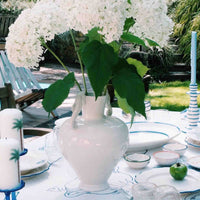 مزهرية مزينة بحصان البحر