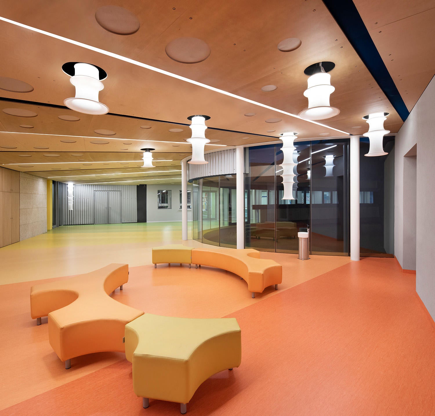 Falkland 53 Suspension - Body Lamp